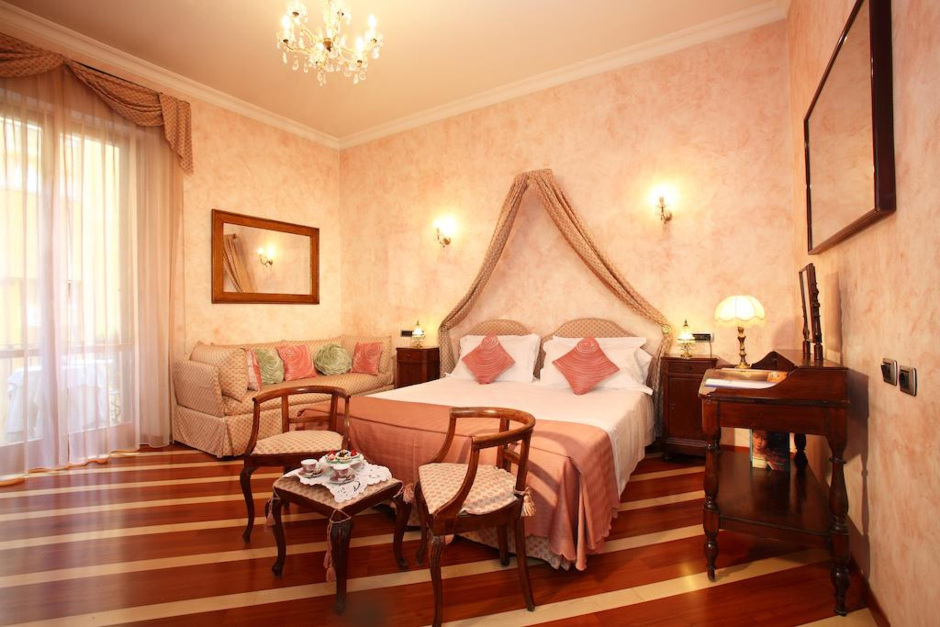 Sanpi 4* Milán